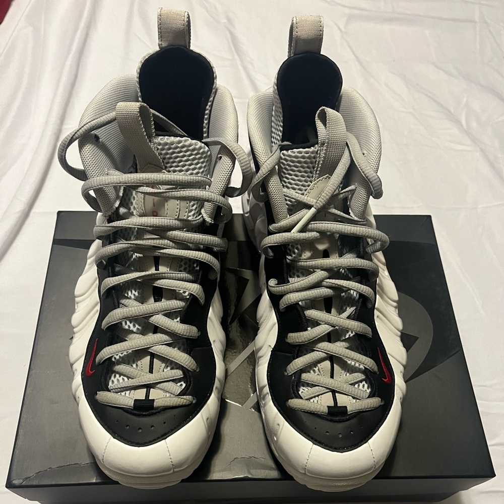 Nike Foamposite White Black University Red